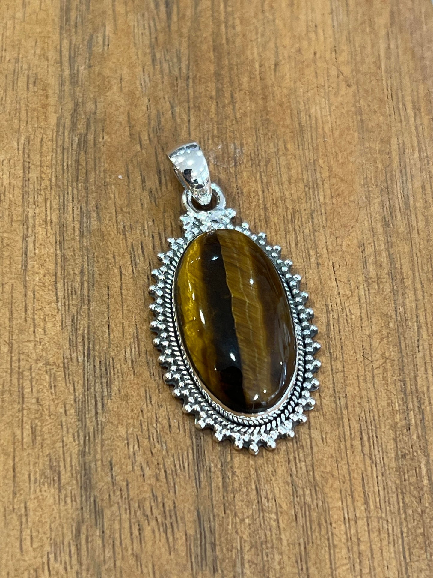 pendentif œil du tigre