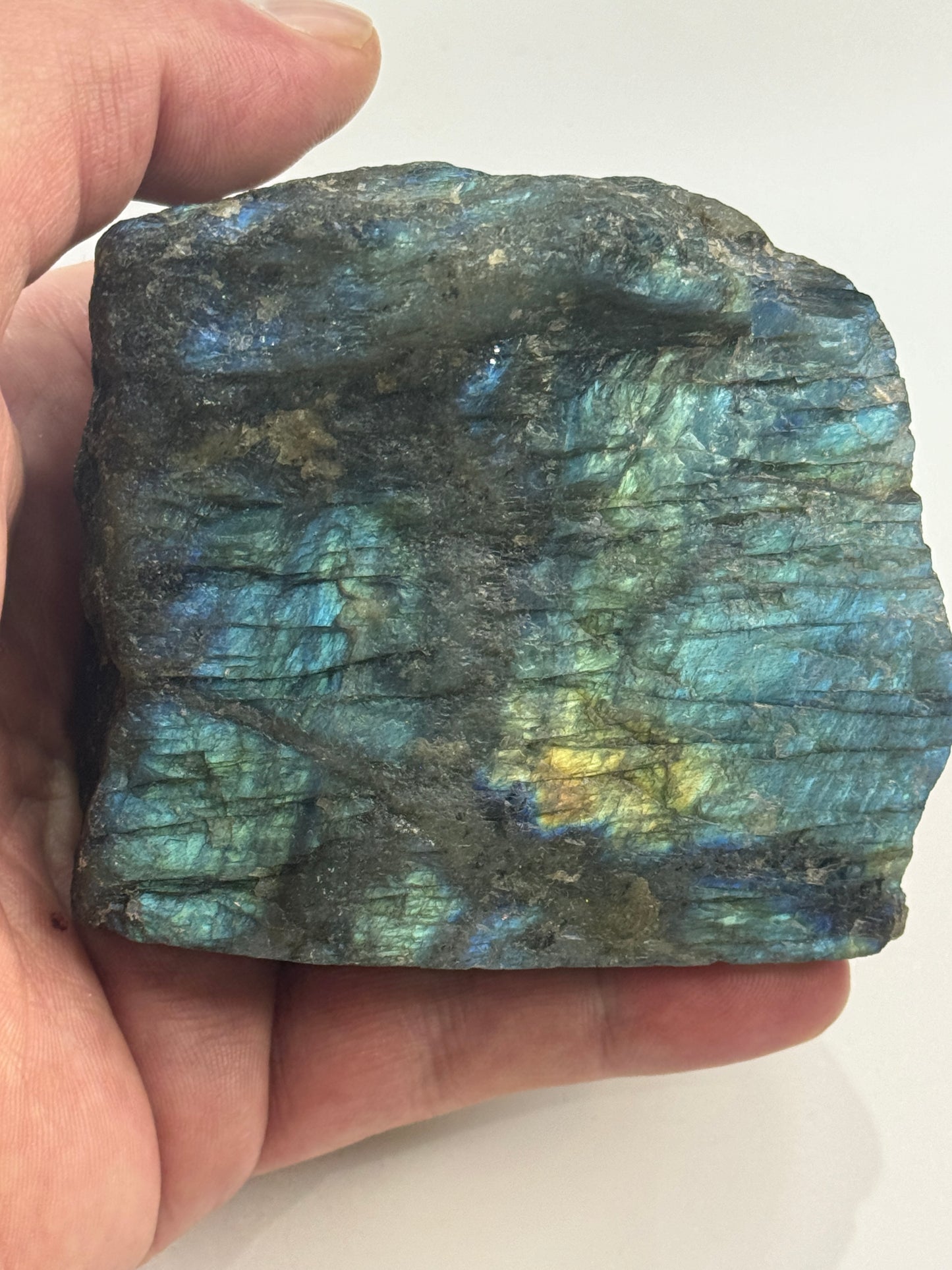 Labradorite brute