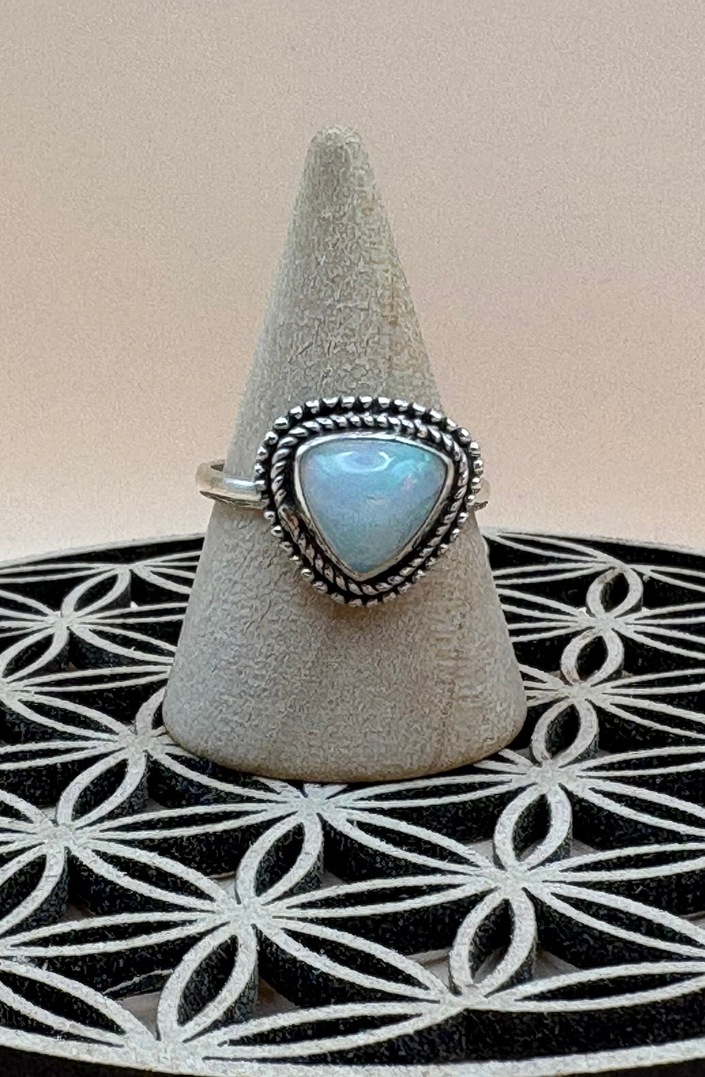 bague opale