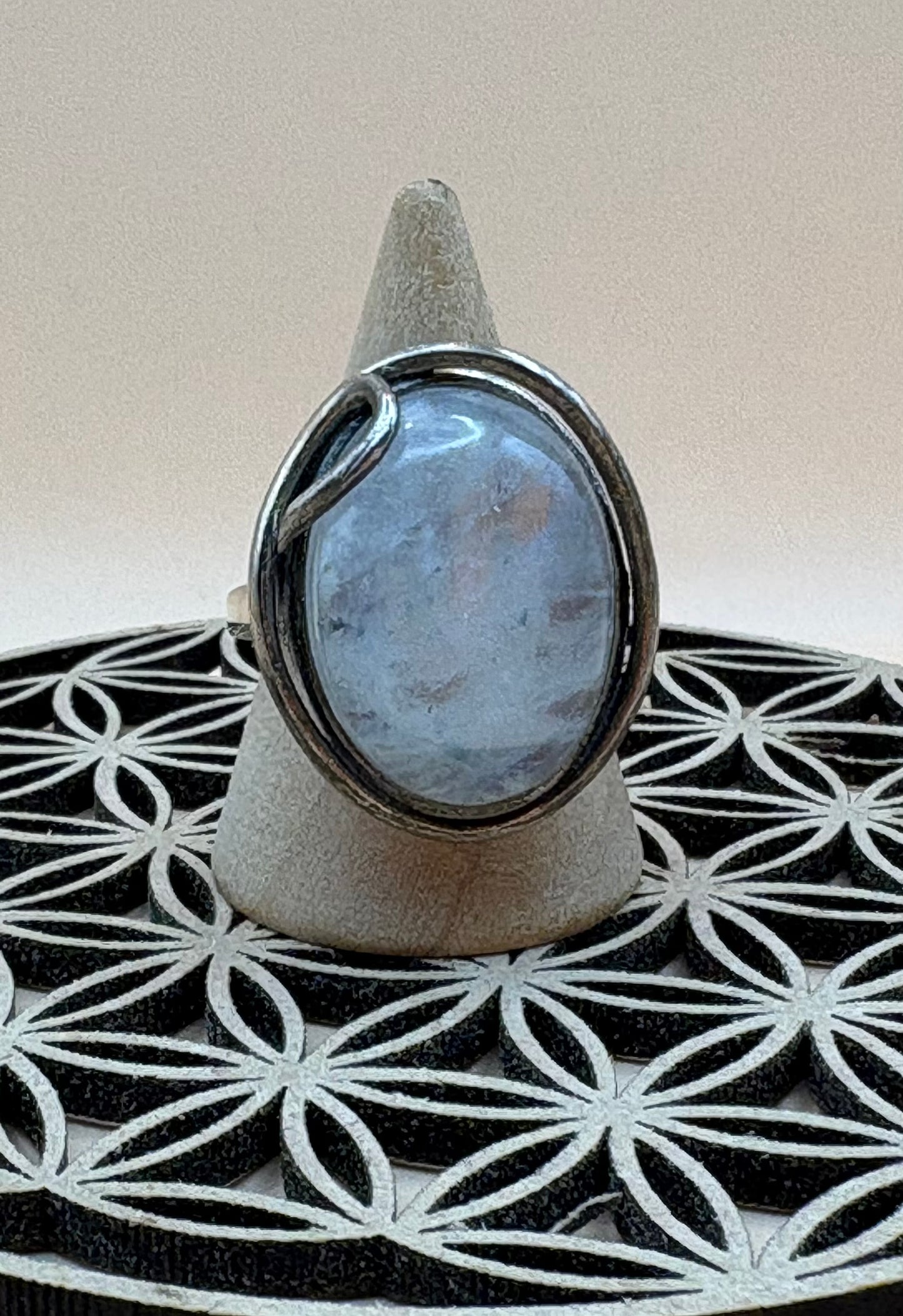 bague pierre de lune blanche