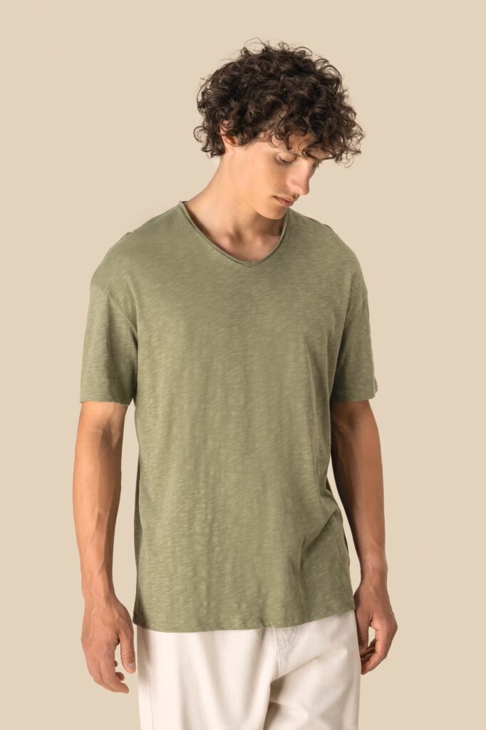 T-shirt écoresponsable col slub à épaules tombantes homme