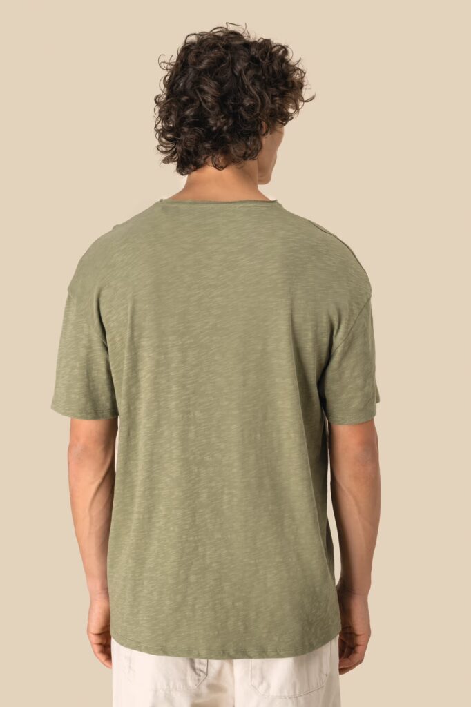 T-shirt écoresponsable col slub à épaules tombantes homme
